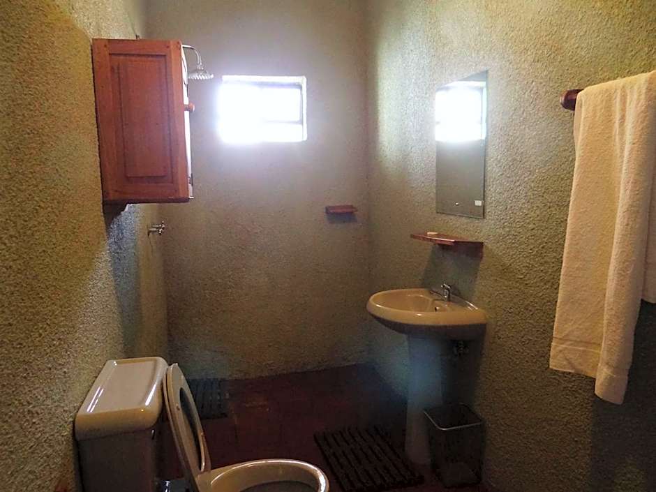 Ikweta Country Inn Maua