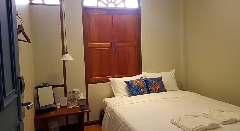 A DAY INN RANONG HOSTEL