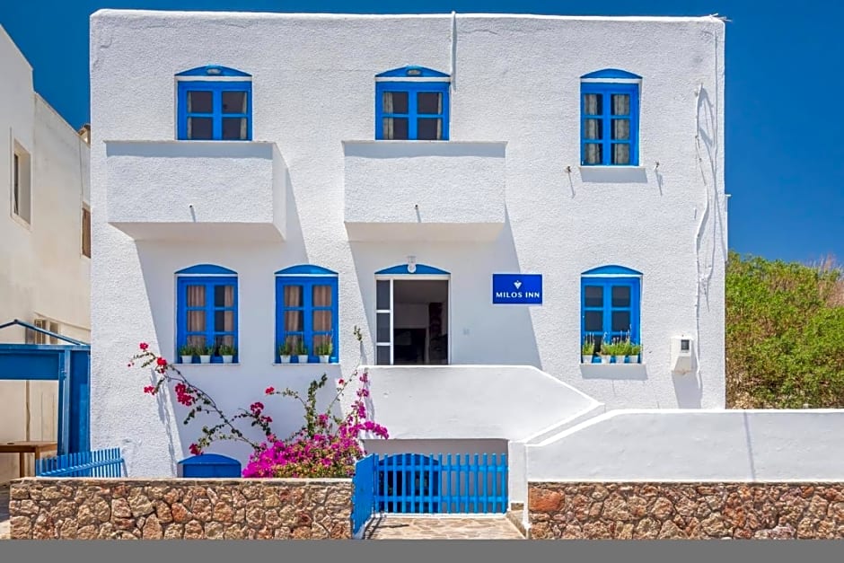 Zdjęcie 1 z 50 — Milos Inn