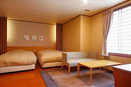 Superior Japanese Style Twin Room - Non-Smoking