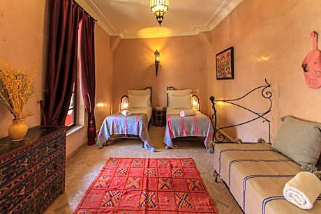 Comfort Triple Room