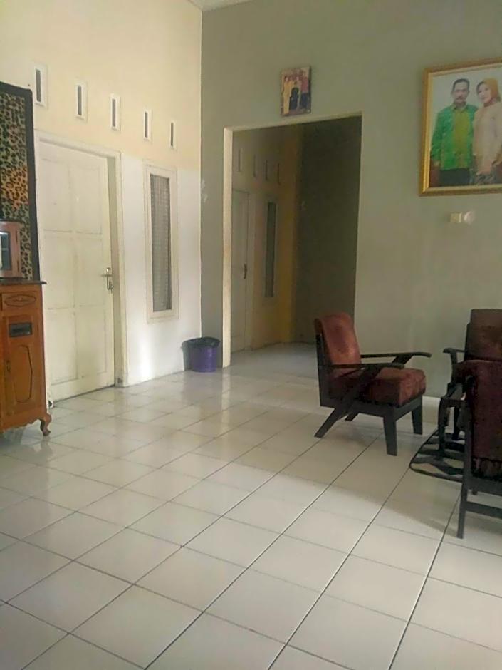 Capital O 92080 Green Home Stay