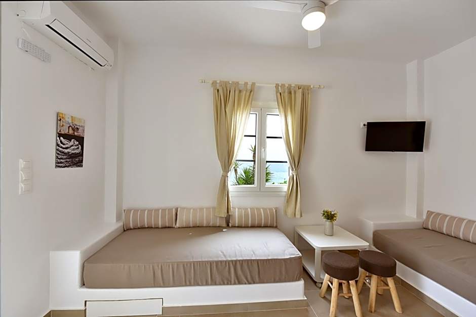 Giourgas Studios & Apartments