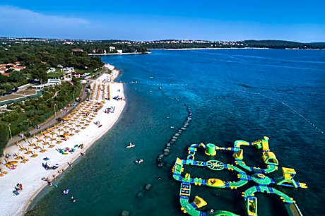 Holiday Centre Bi village