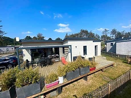 Cottage chalet standing 6 ou 12 pers avec mon 2 ème chalet à l'Edune résidence de vacances location wifi inclus piscine couverte chauffée à 150m de la plage