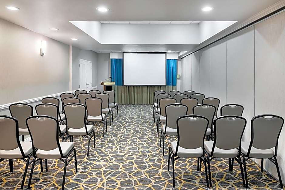 Holiday Inn Fort Lauderdale Airport By IHG