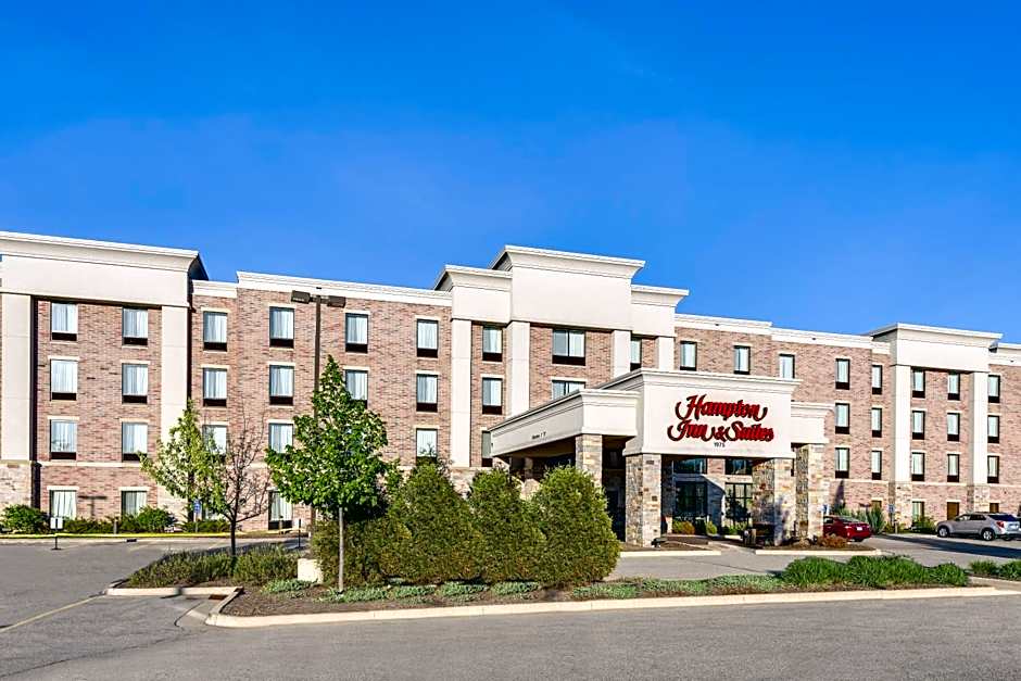 Hampton Inn By Hilton & Suites West Bend