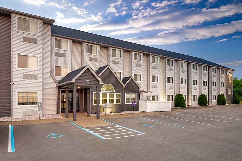 Spark by Hilton Clarion