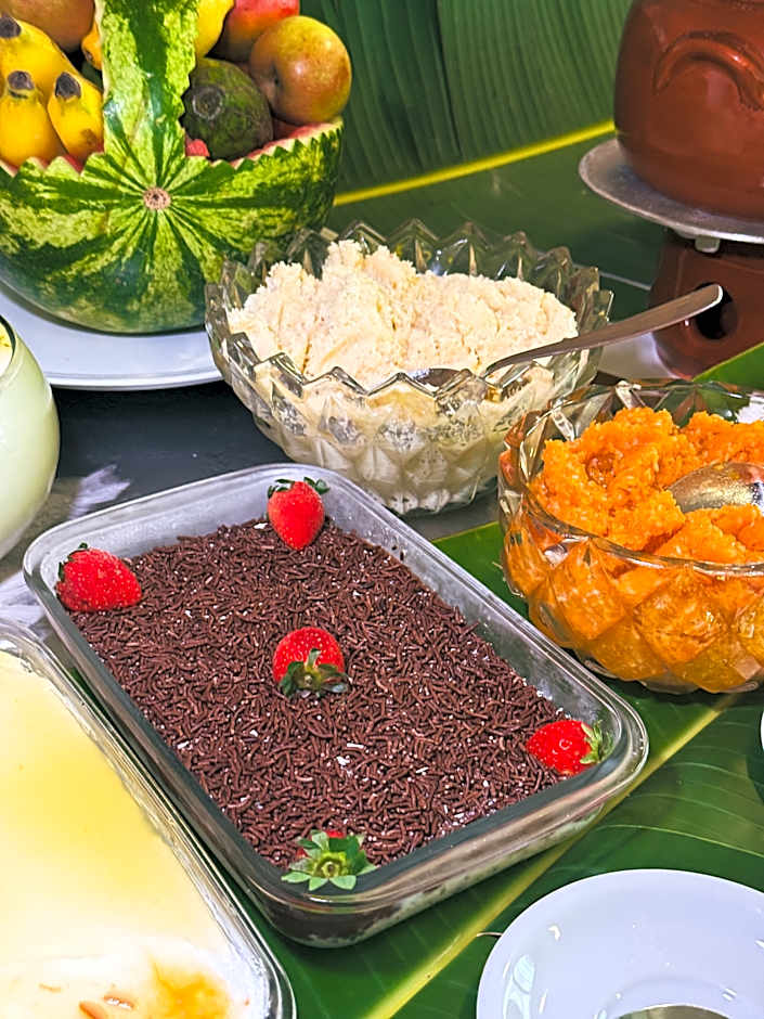 ATH Hotel - Americas Townhouse