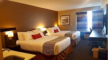 Business Queen Room with Two Queen Beds - Non-Smoking