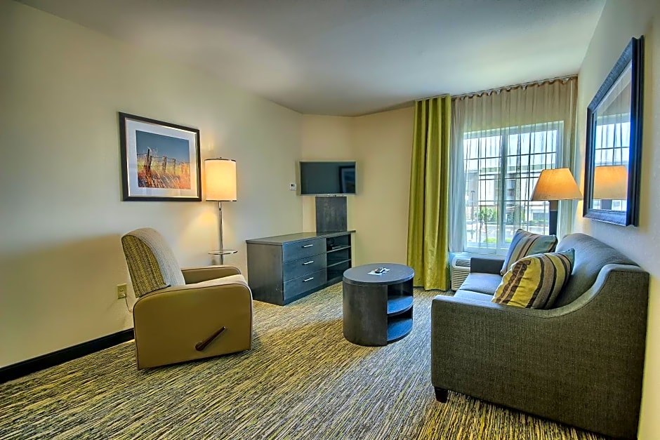 Candlewood Suites Columbus - Grove City, an IHG Hotel