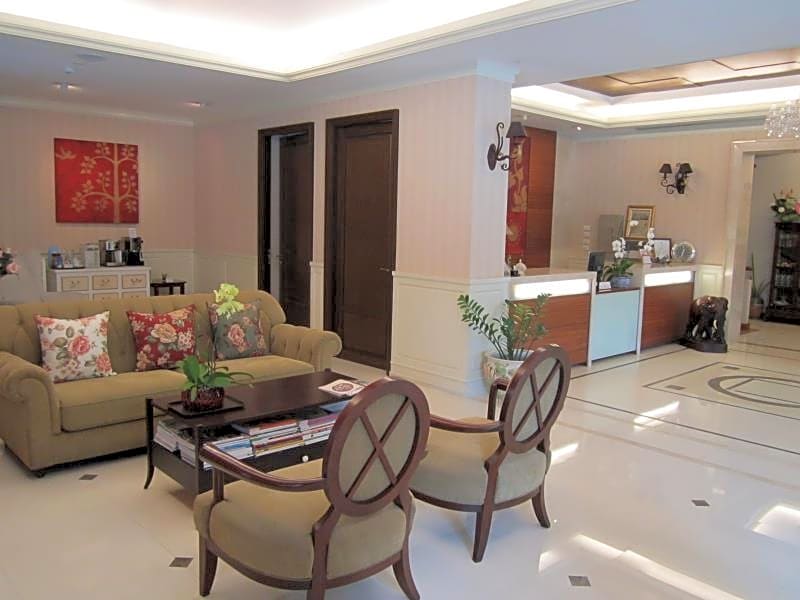 Aurum The River Place