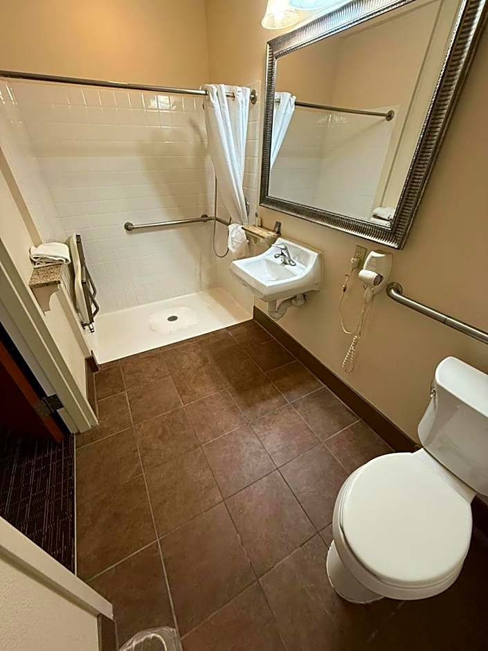 Richland Inn and Suites