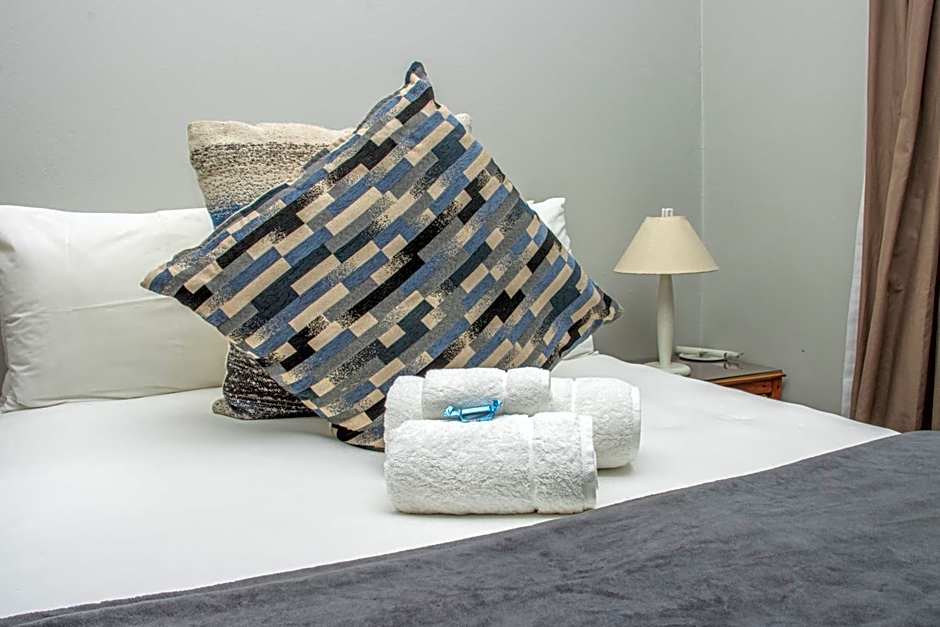 Woodpecker's Inn Guest House