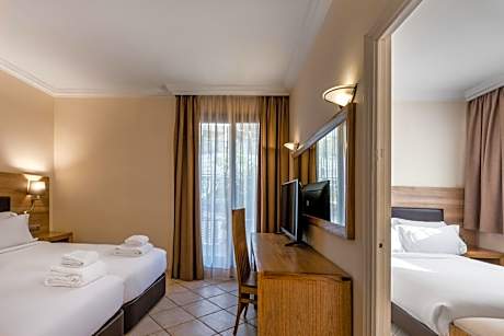 Standard Family Room