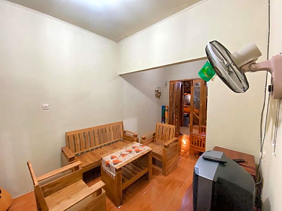 Sadewa homestay batukaras