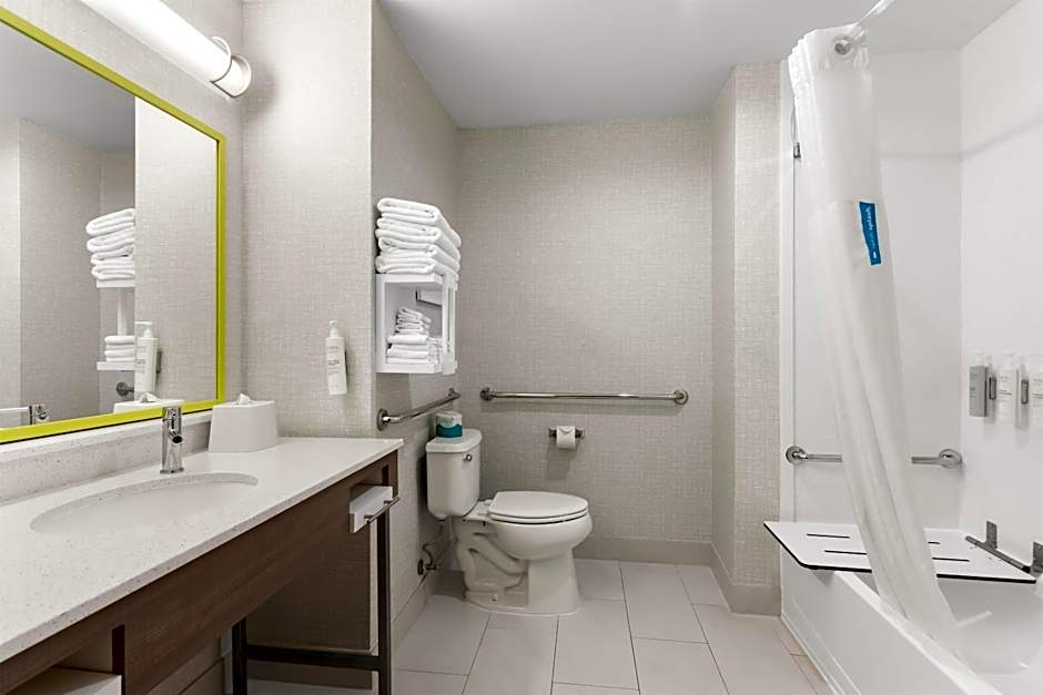 Hampton Inn By Hilton & Suites Pensacola/I-10 Pine Forest Road