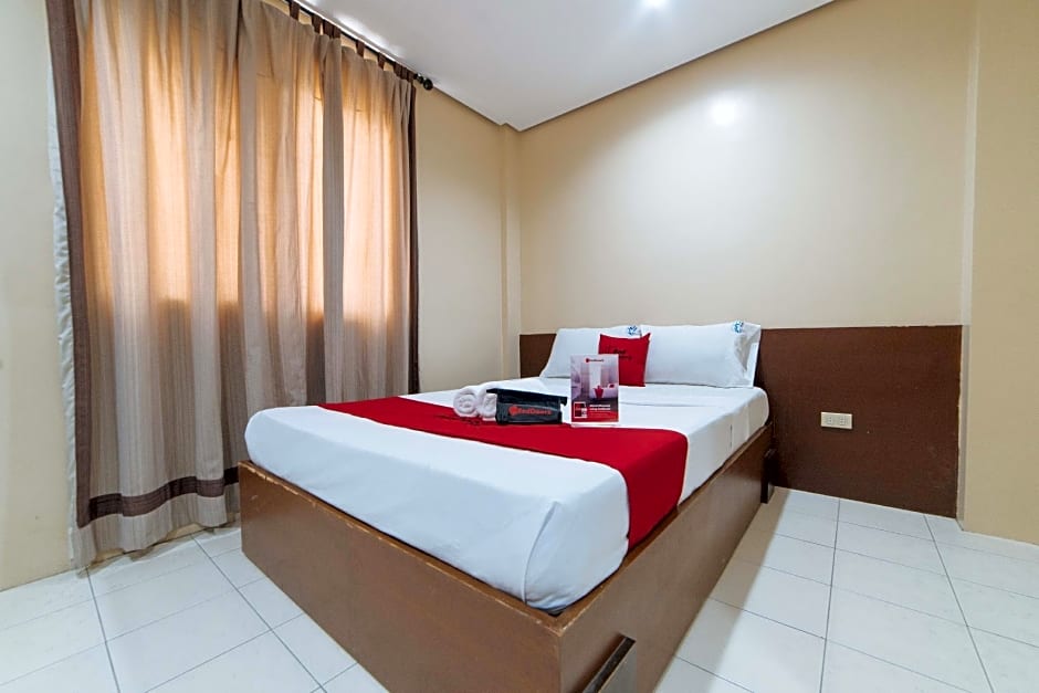 RedDoorz near Olongapo Bus Terminal