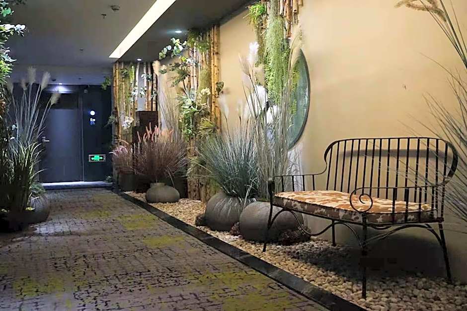 Starway Hotel Urumqi Airport