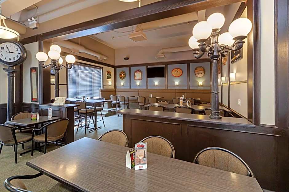 Best Western High Road Inn