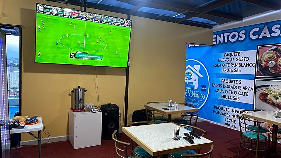 Casa Vázquez , "Como en casa" , hospédate con nosotros y recibirás una atención personalizada, servicio y confort nos distingue.