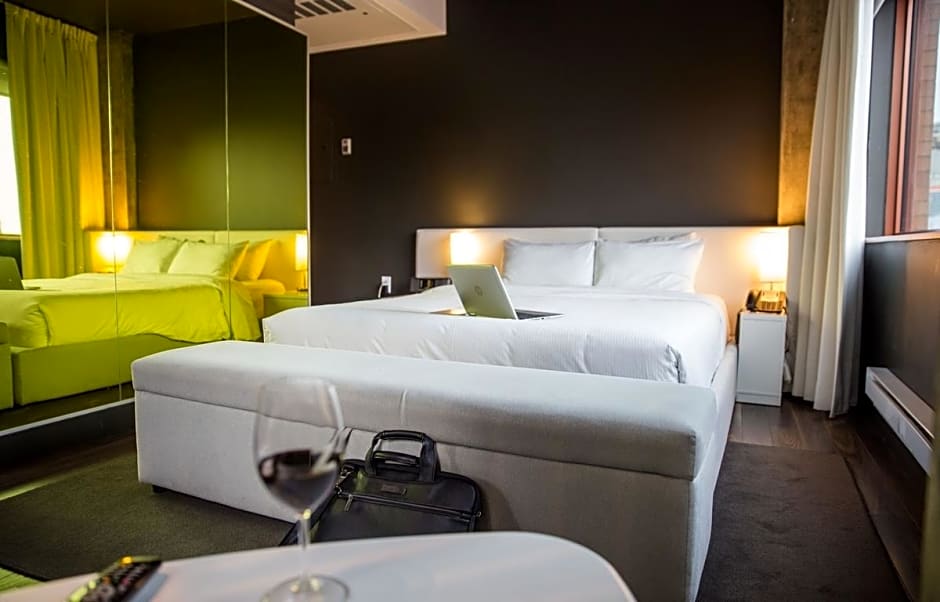Hotel Zero 1