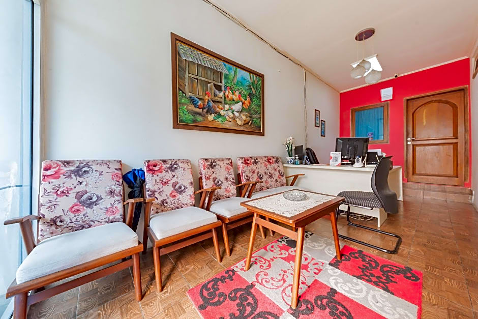 RedDoorz Syariah @ Sudirman Street Garut