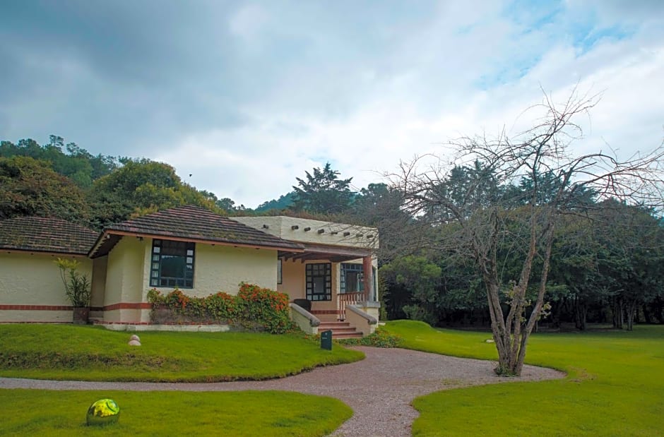 Hotel Bosques del Sol Suites