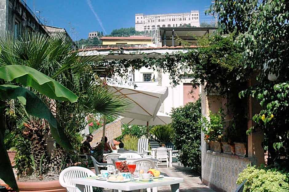 Toledo Hotel