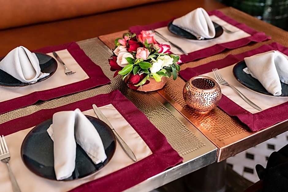 Riad Wazani Square & SPA