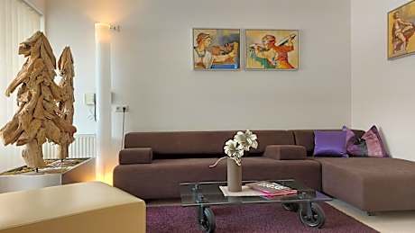 Apartment (2 Adults)