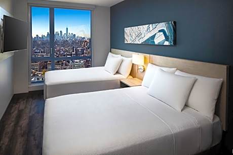 Double Room with Two Double Beds, Skyline View