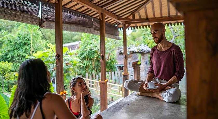 Ubuntu Eco Yoga Retreat Center 