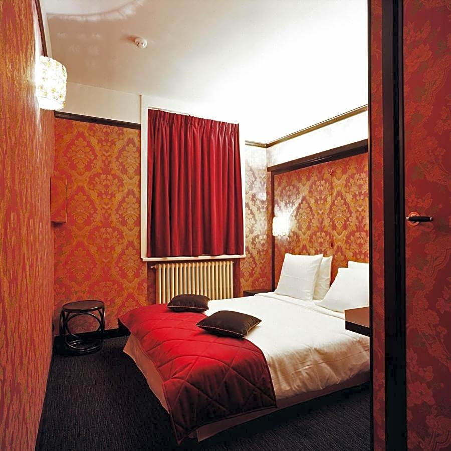 Le Berger Hotel