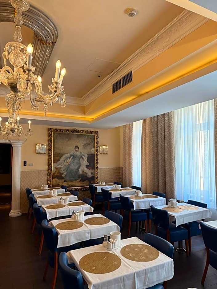 Hotel Pension Excellence