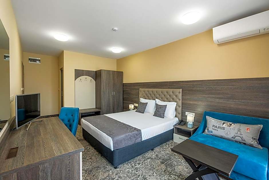 Plaza Hotel Plovdiv - Free Parking