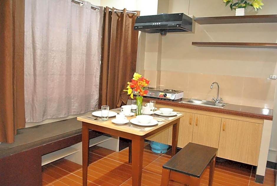 OYO 584 Grace Residence Hall