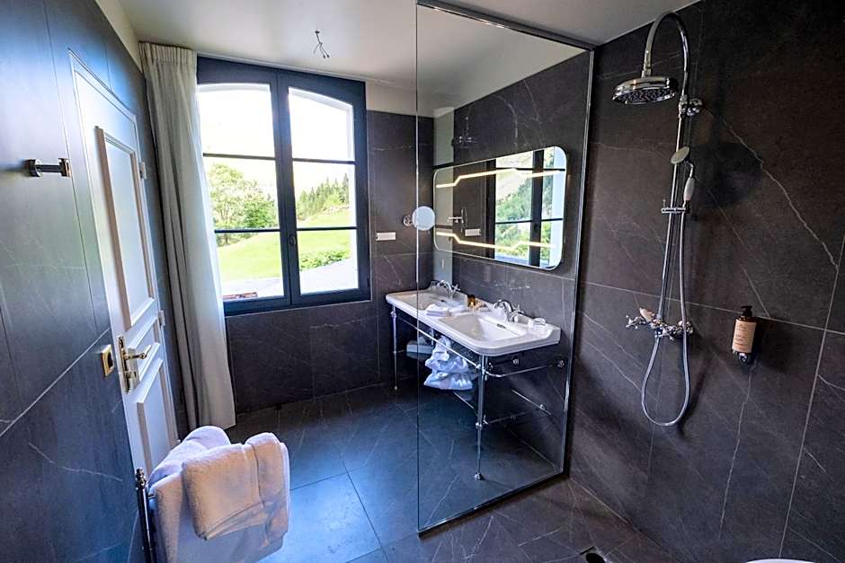 Hôtel du cirque et de la cascade