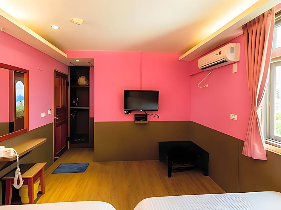 TS Hotel