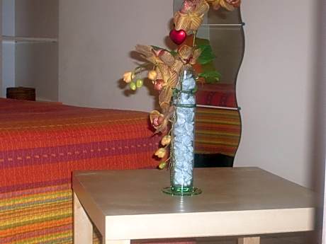 Deluxe Double Room (2 Adults + 1 Child)