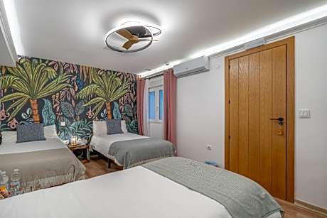 Triple Room with Private Bathroom