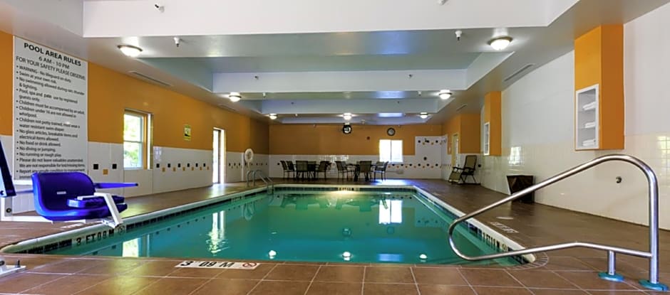 Holiday Inn Express Hotel & Suites Hinesville, an IHG Hotel