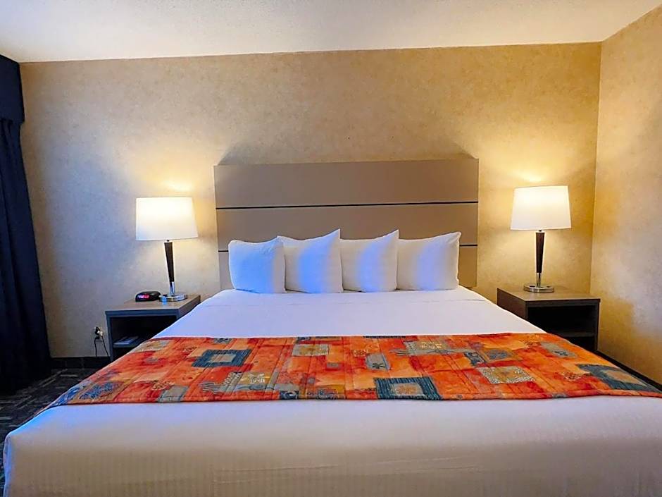 North Vancouver Hotel
