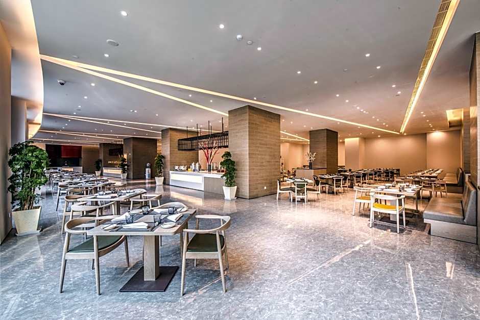 Q-Box Hotel Shanghai Sanjiagang -Offer Pudong International Airport and Disney shuttle