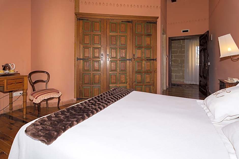 Photo 1 of 5 of Double Room