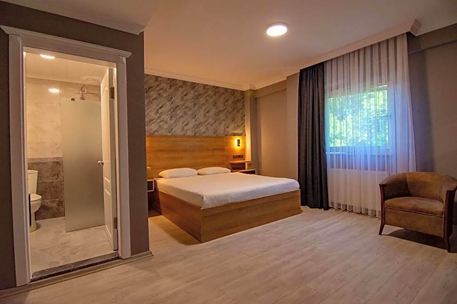 Green Palace Suite Hotel