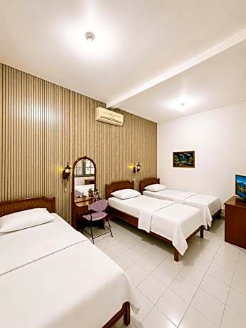 Superior Triple Room