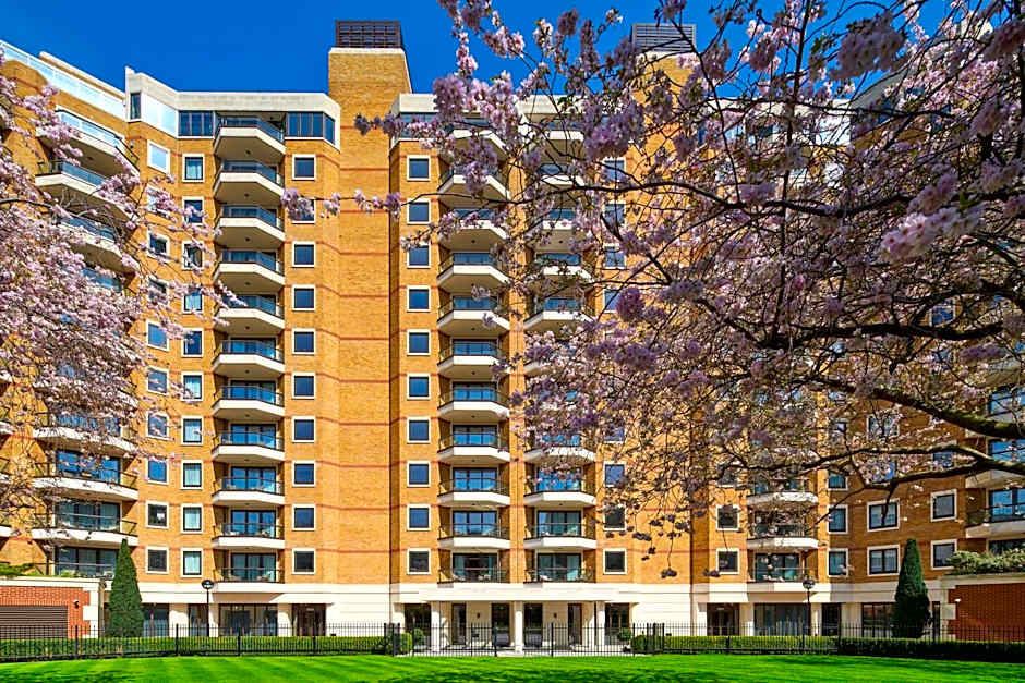 Cheval Gloucester Park at Kensington