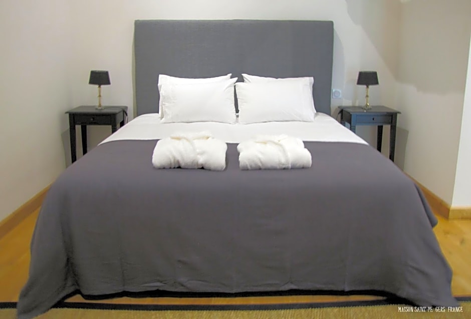 Maison Saint-Pé (Gers)