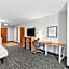 Spark by Hilton Shawnee